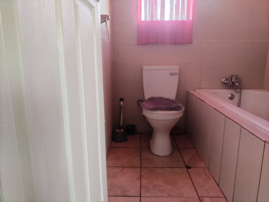 2 Bedroom Property for Sale in Bell Glen Western Cape